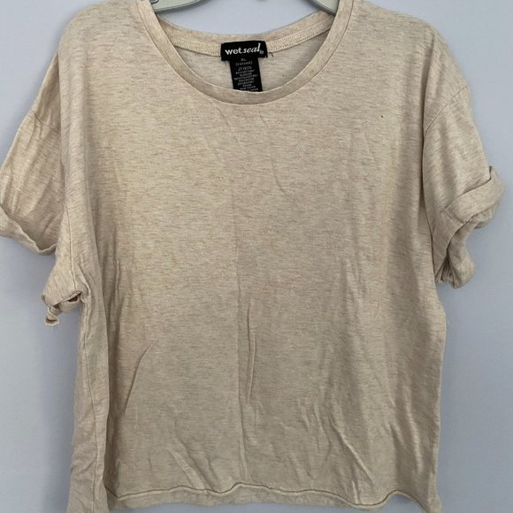 Wet Seal t-shirt - Picture 1 of 3